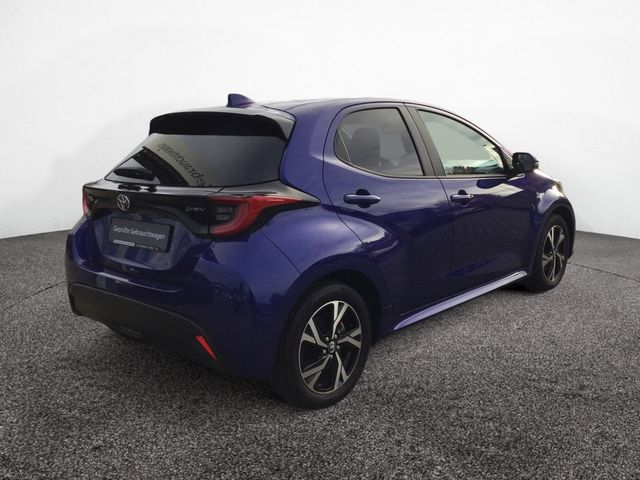 Yaris 1.5 Hybrid Style PDC SHZ KAMERA ACC LED