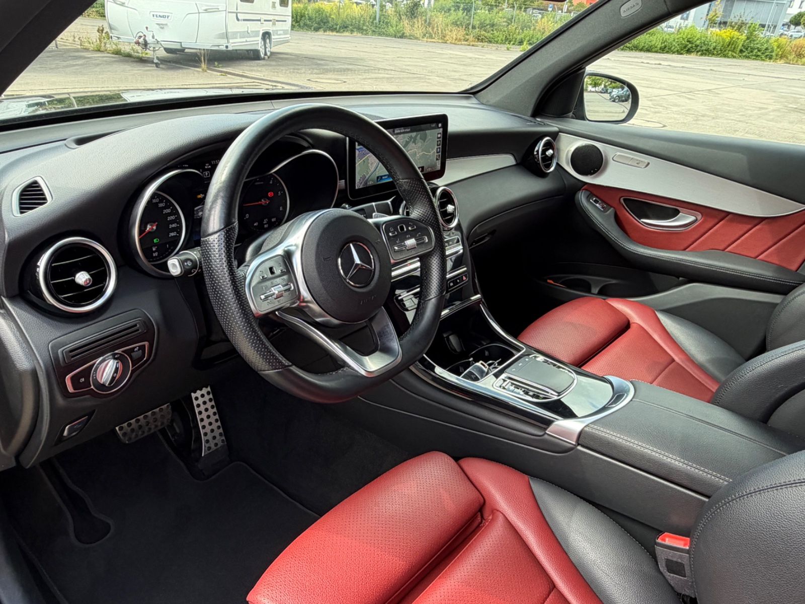 Mercedes-Benz GLC 200d 4M LED/HUD/KAMERA/LEDER/AMG-PAKET/1.Hd! foto 8