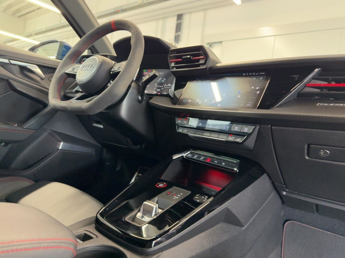 Audi RS3 - Bild 14