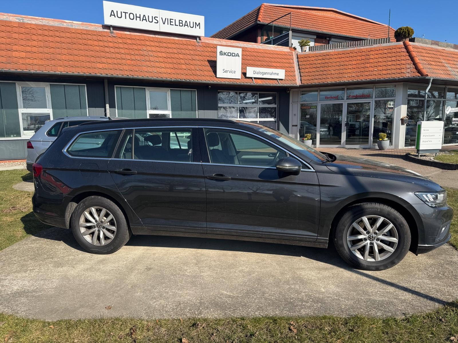 Volkswagen Passat Variant Business 2,0 TDI DSG -AHK-Vituell
