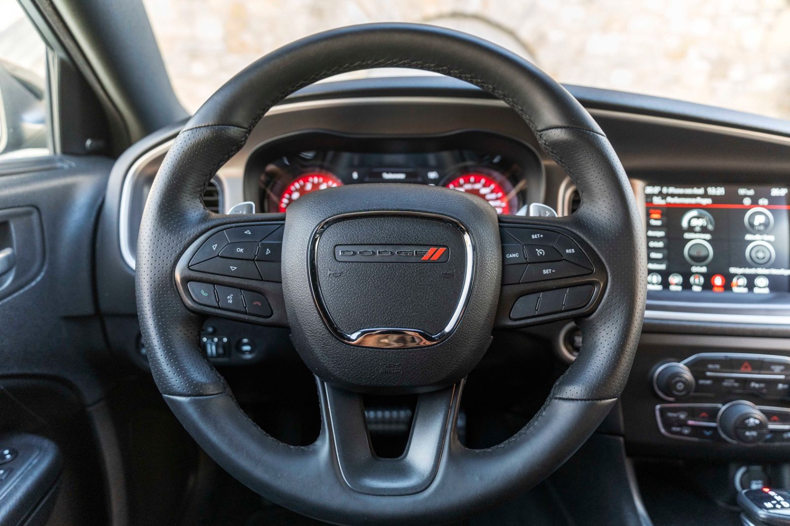 Fahrzeugabbildung Dodge Charger 5,7L DAYTONA WIDEBODY ALPINE CARPLAY KAM