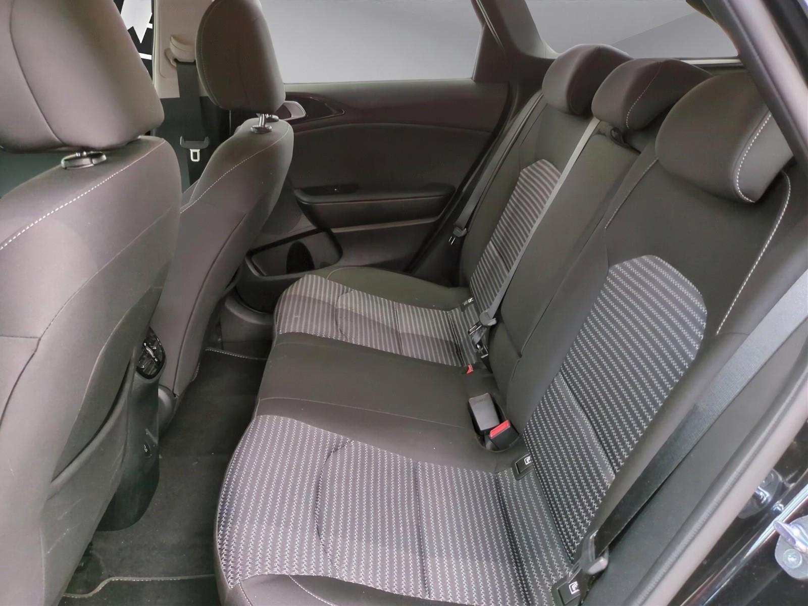 Kia CEED SW 1.5T DCT SPIRIT JBL|FULL-LED|KAMERA|NAVI