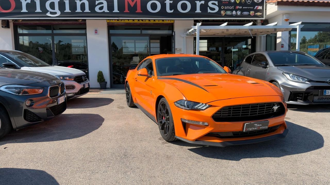 Ford Mustang Fastback 2.3 EcoBoost *PRONTA CONSE