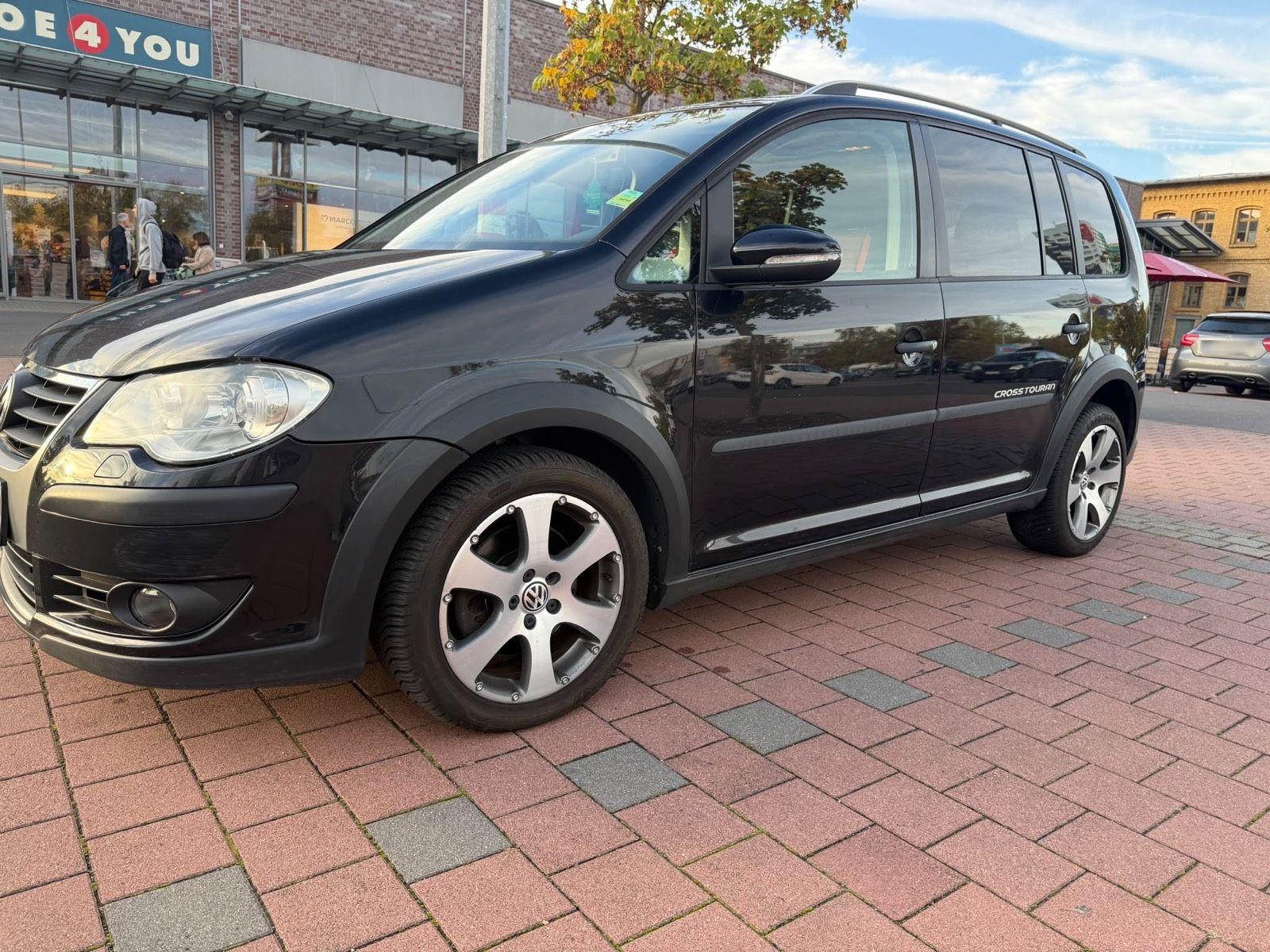 Volkswagen Touran 2010 — vehicle for AFU Ukraine
