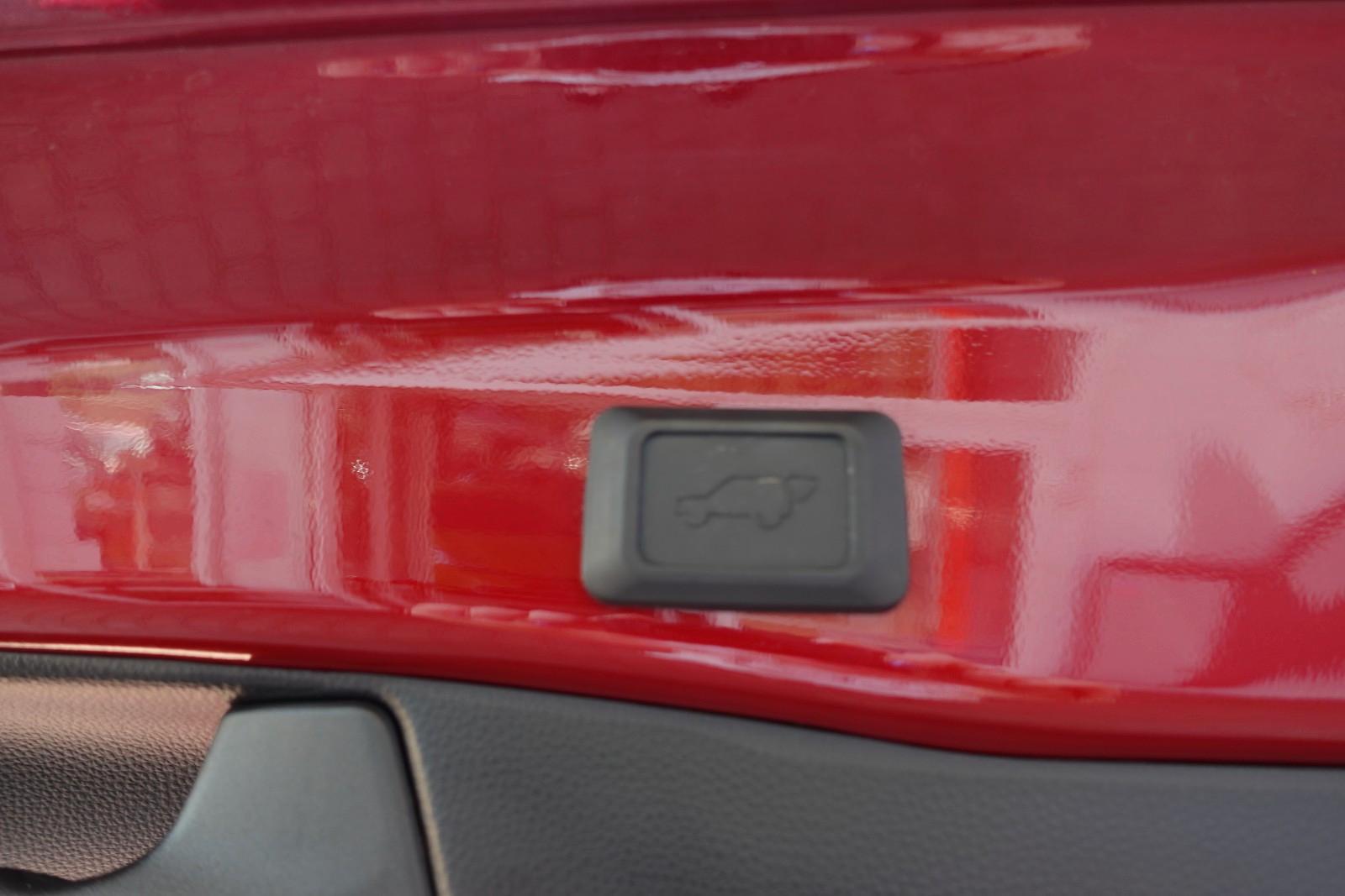 Toyota RAV 4 2.5 Hybrid Lounge Allrad 5J Garantie