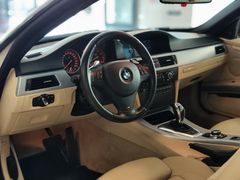 Fahrzeugabbildung BMW 335i Cabrio *M-SPORTPAKET* (NAVI-PRO/XEN/DEUTSCH