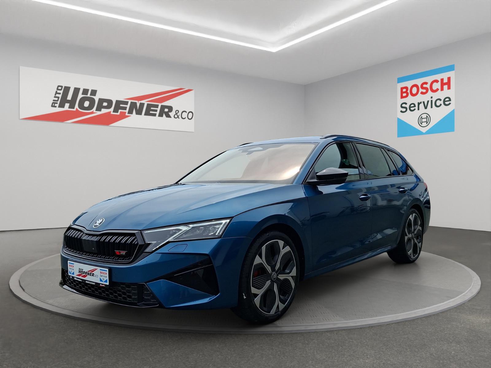 Skoda Octavia Combi RS 2.0 TSI DSG / Admiral Blau /19"