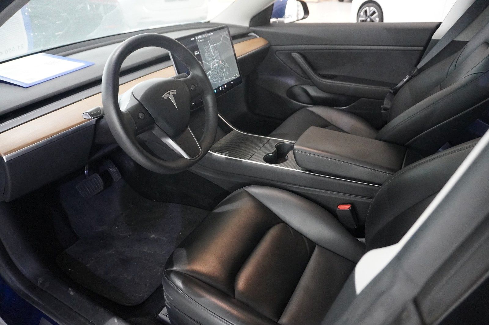 Fahrzeugabbildung Tesla Model 3 Standard Range Plus NAVI/KAMERA/SH/PANO