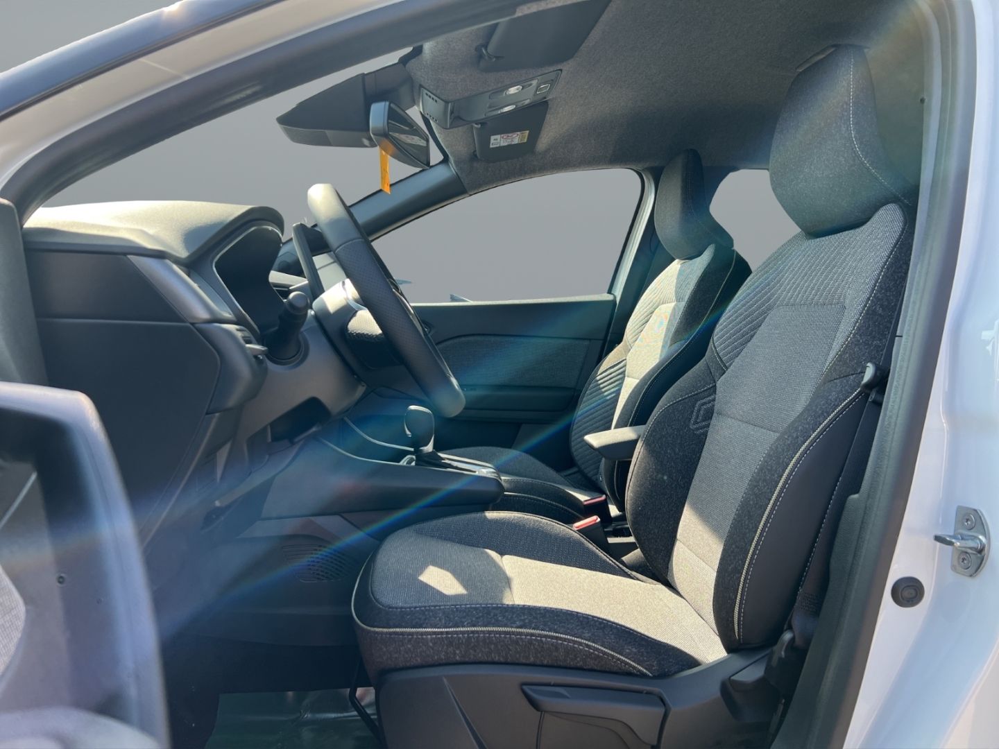 Fahrzeugabbildung Renault Captur II Techno 1.6 E-TECH Hybrid 145 EU6e Digi