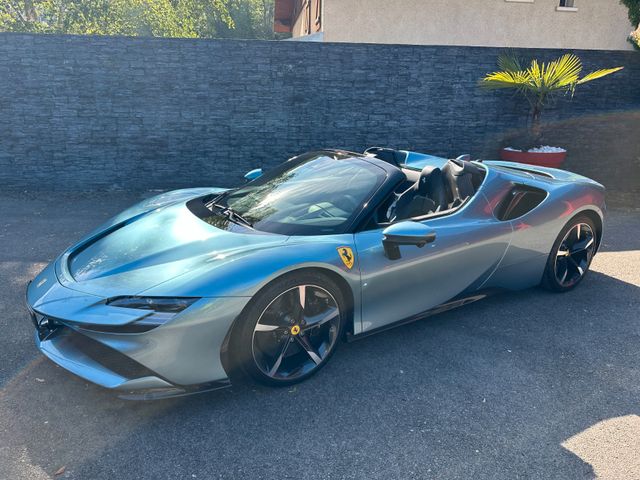 FERRARI SF90