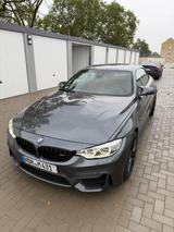 BMW M4 Cabrio Competition, M-Performance - BMW M4 Benzin Gebrauchtwagen