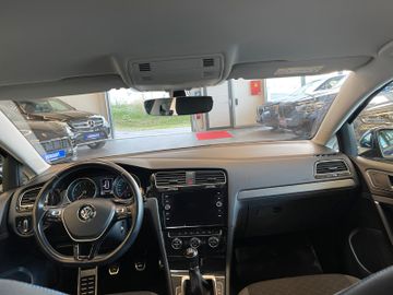 Volkswagen Golf VII Lim. Join BMT 1.5 TSI 5-Türer*NAVI*SHZ*