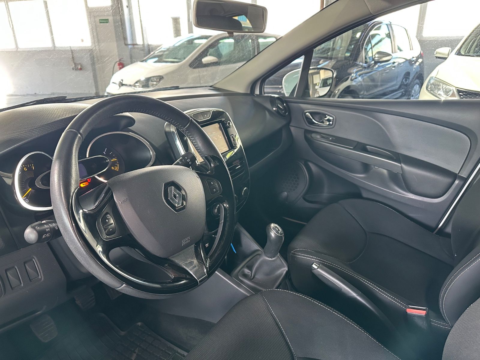 Clio IV Dynamique*NAVI*KLIMA*2.HD*ALLWE.*BLUET*H