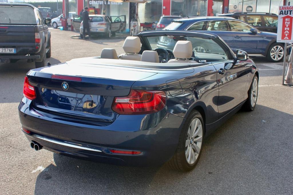 BMW 220