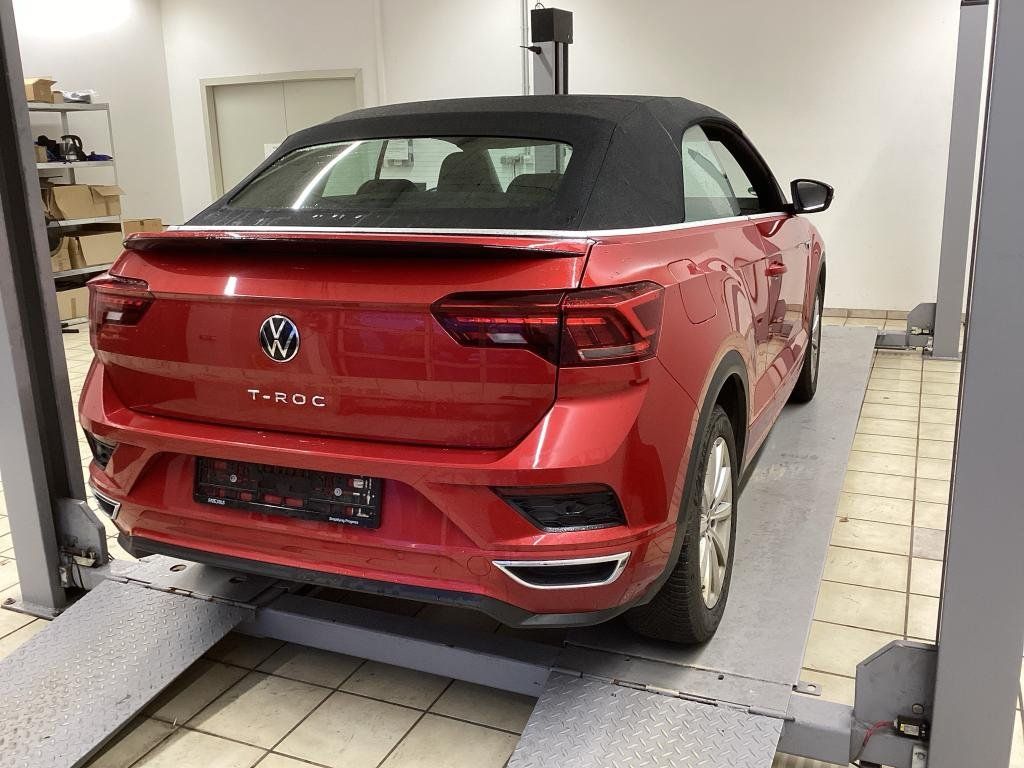 Fahrzeugabbildung Volkswagen T-Roc Cabrio R-Line TSI *AHK*Navi*PDC*ACC*LED*