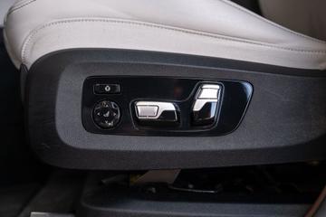 صورة مصغرة 32 لـ 2023 BMW XM