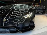 Lamborghini Huracán EVO Spyder*LIFT*KAM*KERAMIK*GARANTIE - schwarze Lamborghini Huracán