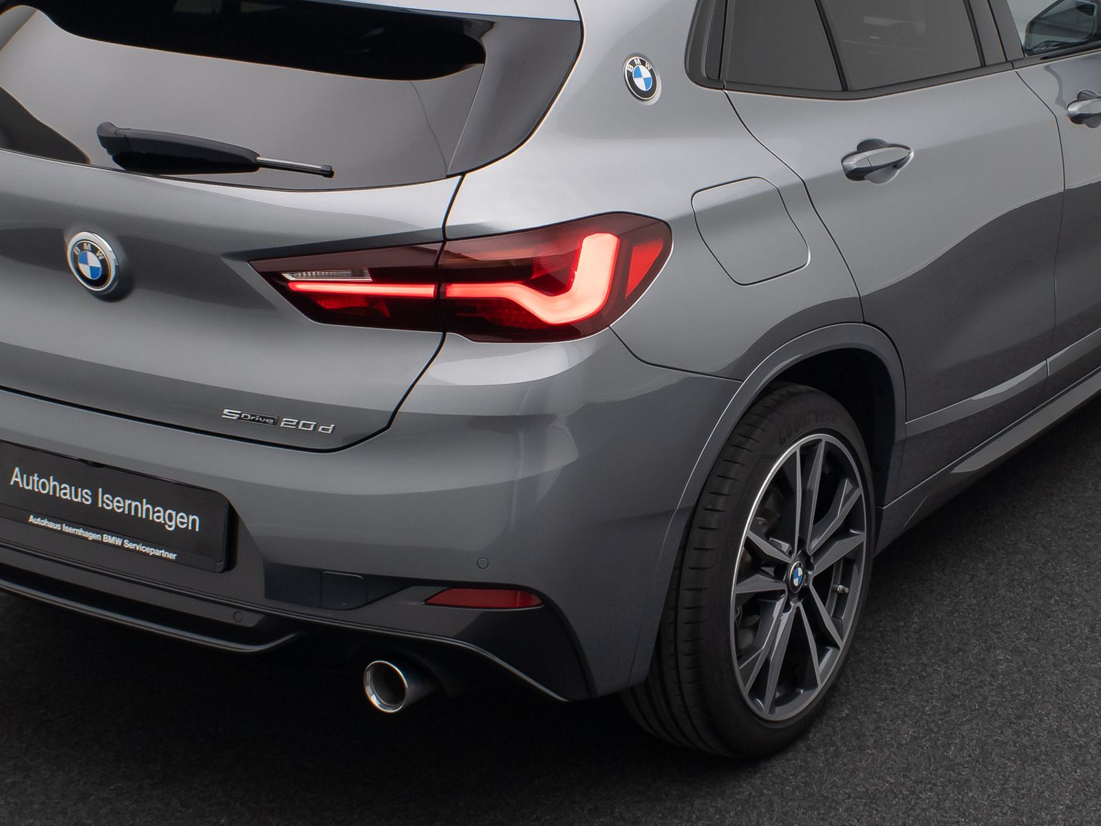 Fahrzeugabbildung BMW X2 sD20d M Sport HUD DAB Kamera HiFi Panoram 19"
