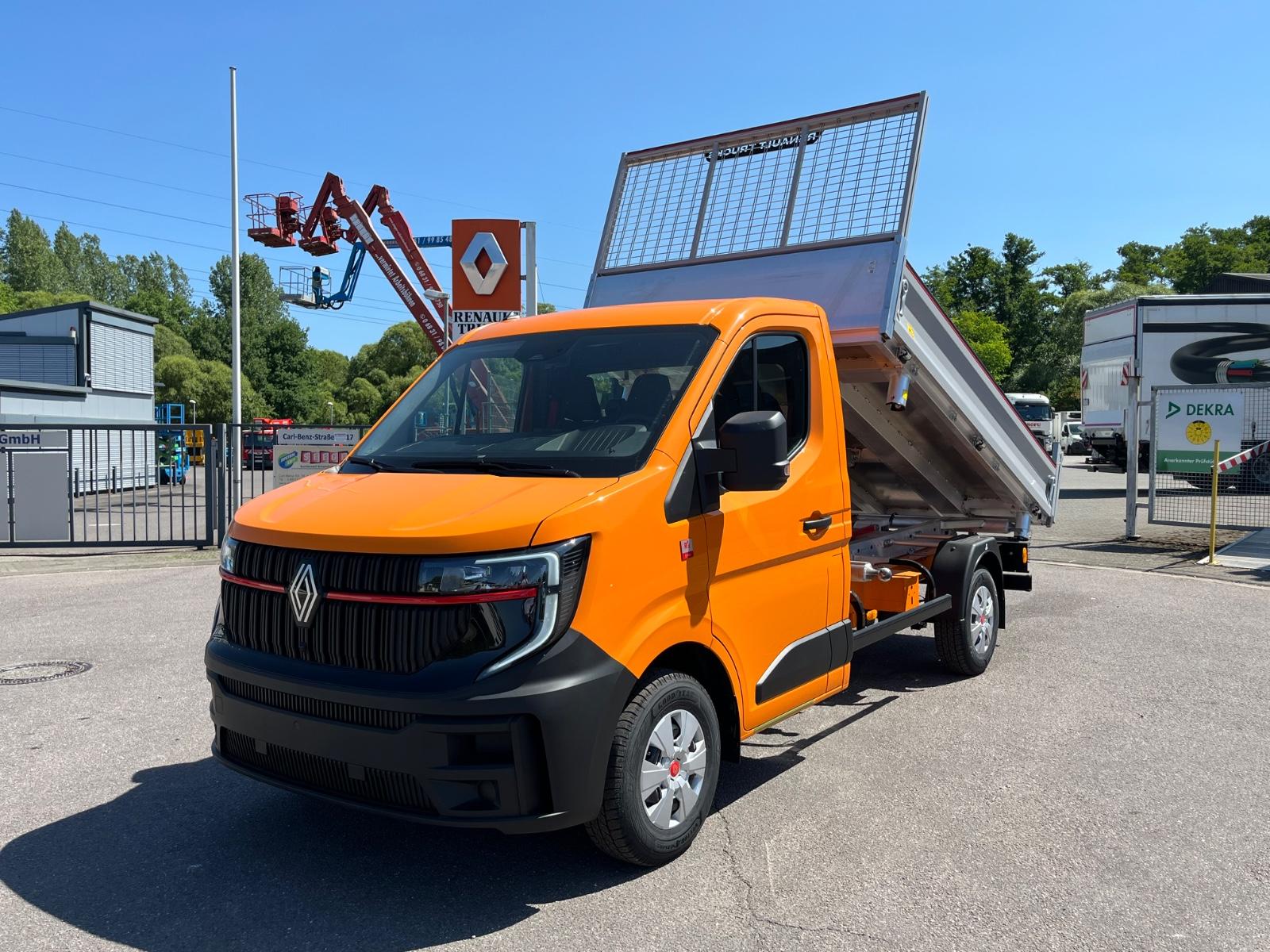 Renault Master mit JPM Dreiseitenkipper