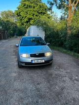 Skoda Fabia 1.4 Benzin - Skoda Fabia aus 2003: 1.4