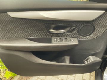 BMW 216 - 9