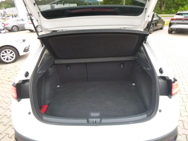 Fahrzeugabbildung Volkswagen Taigo 1,0 TSI Life >AUT/AHK/NAV/LED/Sitzheiz/PDC