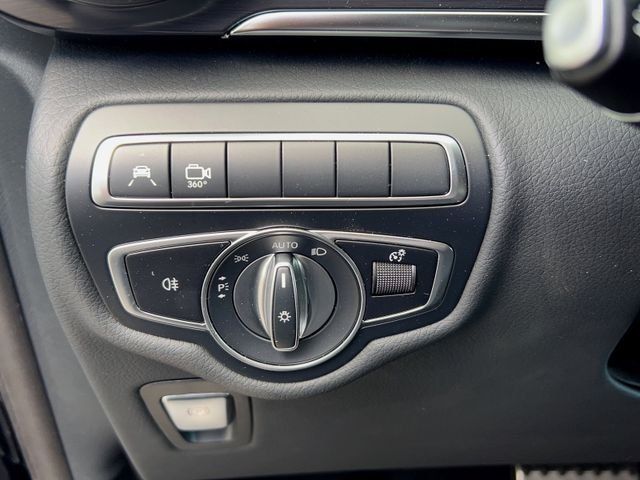 Fahrzeugabbildung Mercedes-Benz EQV 300 AV lang 360°Cam Burmester NAV Airmatic