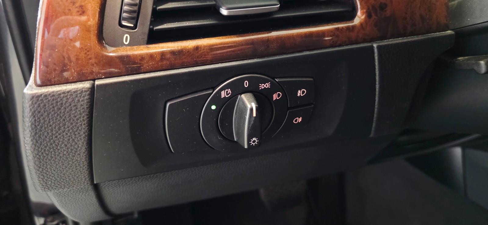 BMW 320 2006 — photo 28