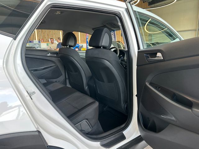 MYAUTOCENTER – Gebraucht- und Jahreswagen mit Werkstattservice in Pfaffenhofen Hyundai Tucson *Klima*Tempo*Pdc*Tüv-Neu*