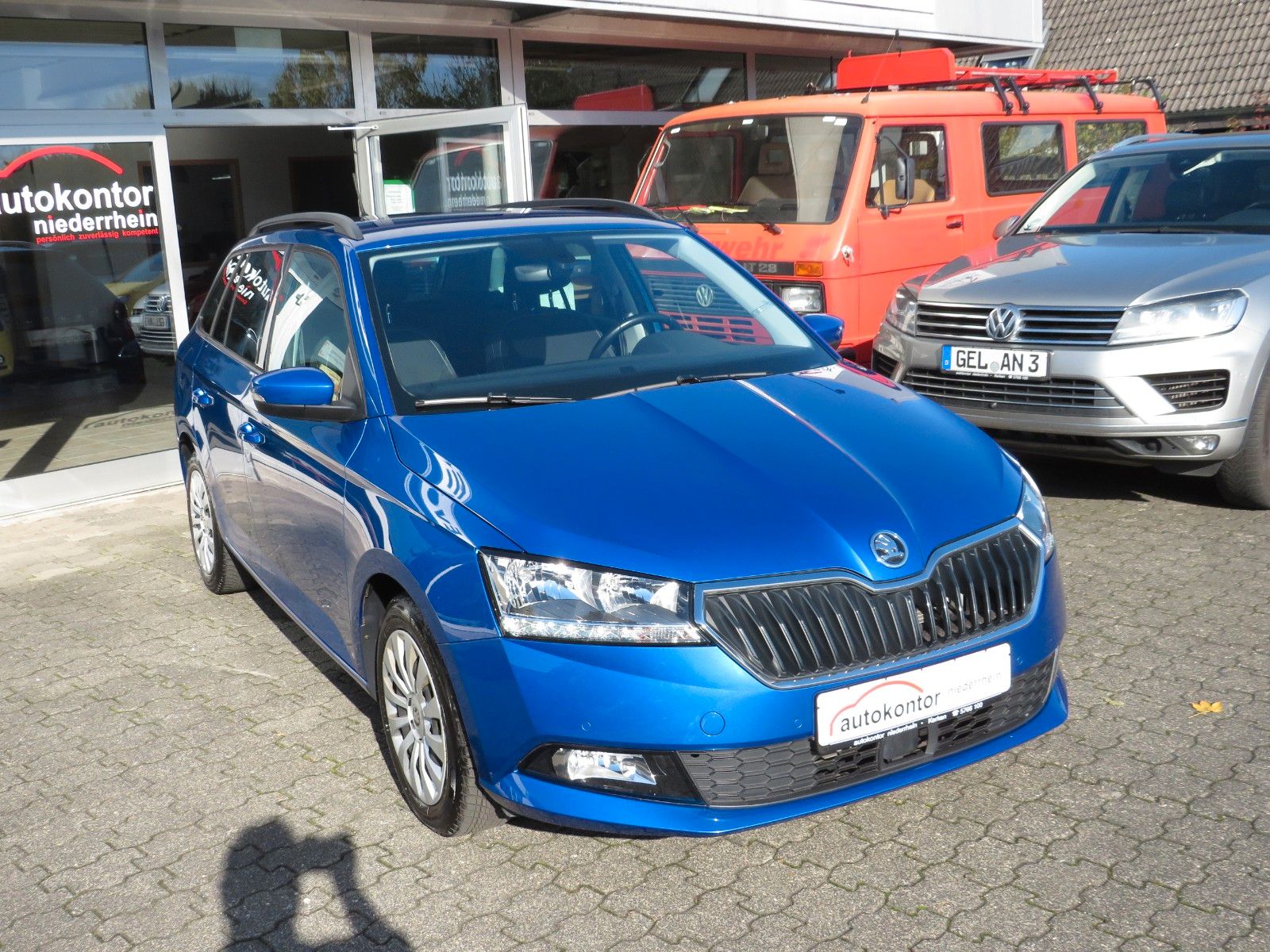 Fahrzeugabbildung SKODA Fabia Combi Ambition NAVI SITZH SMART-LINK PDC 1