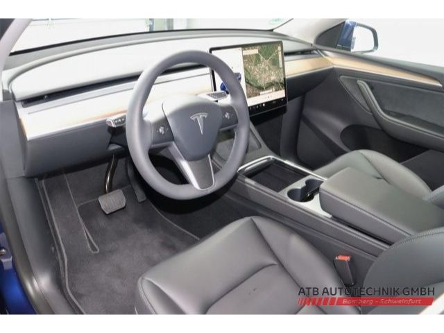 Fahrzeugabbildung Tesla Model Y Long Range DUAL MOTORS Panorama Navi dig