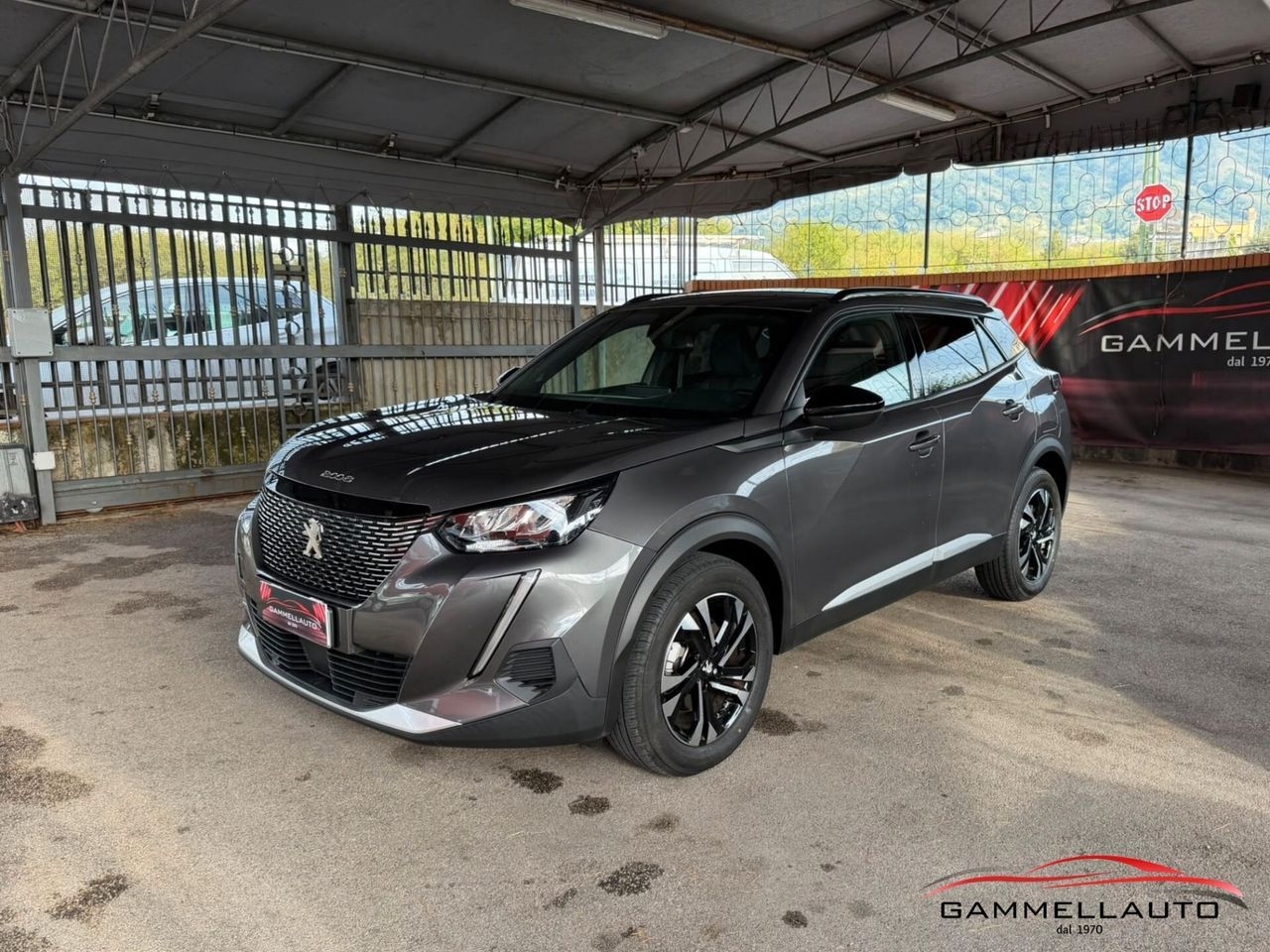 Peugeot 2008 1.5 Allure Pack 130cv AUTOMATIC imagem 2