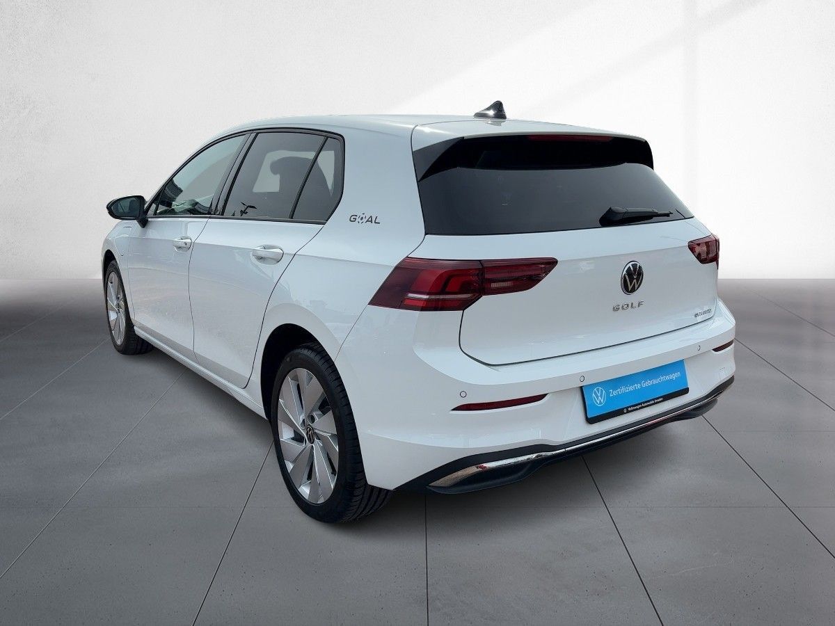Volkswagen Golf - Bild 3