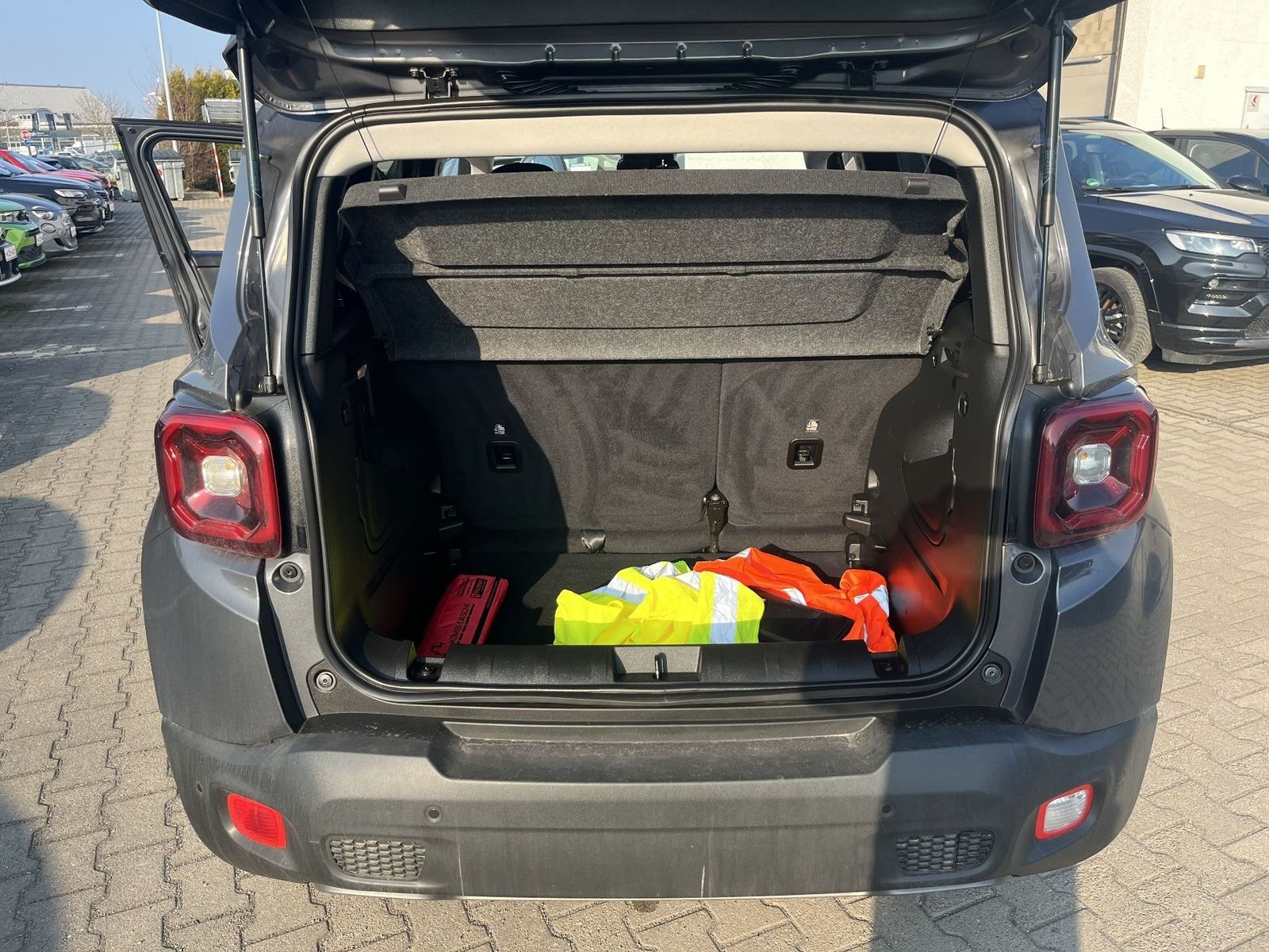 Jeep Renegade - Bild 15