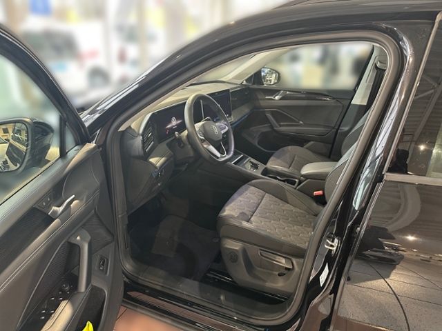 Fahrzeugabbildung Volkswagen Tiguan Life 1.5 7 Gang DSG LED NAVI AHK ACC GJR