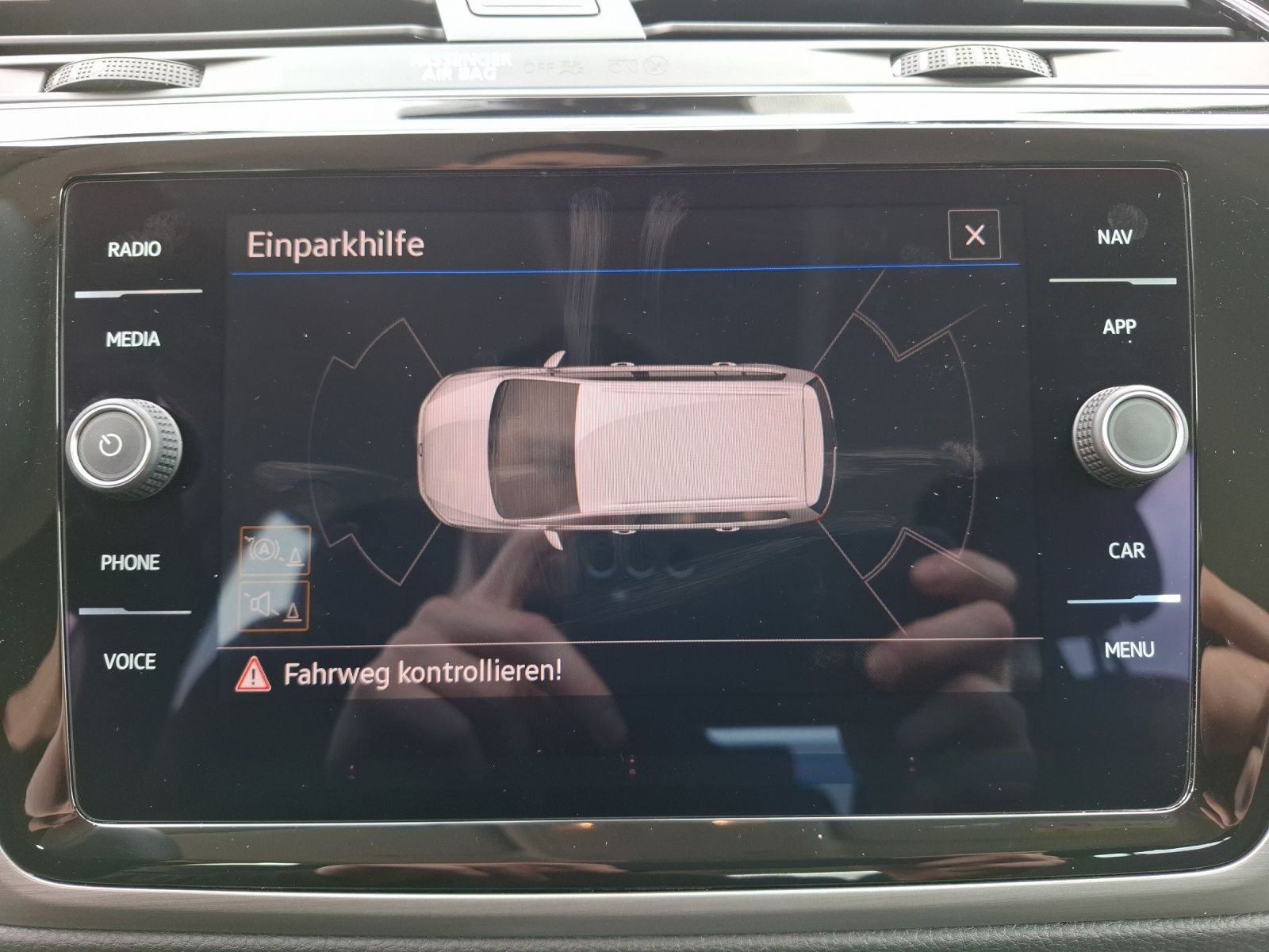 Fahrzeugabbildung Volkswagen Touran TSI Comfortline DSG  7-Si ACC PDC SH LM