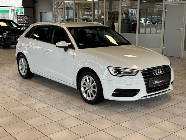 Audi A3 Sportback 1.4 TFSI Automatik Navi PDC Xenon