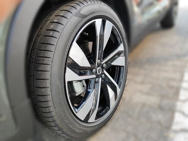VOLVO XC 40 (Bild 9 von Array)