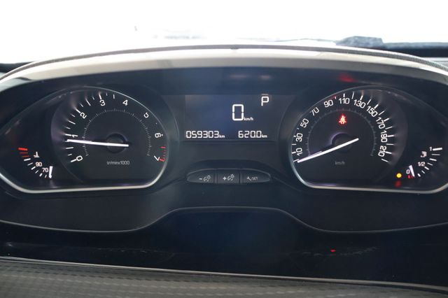 Peugeot 2008 Active Automatik Kamera Klimaautomatik