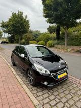 Peugeot 208 1.6 GTi 200 THP GTi - Peugeot 208: GTI