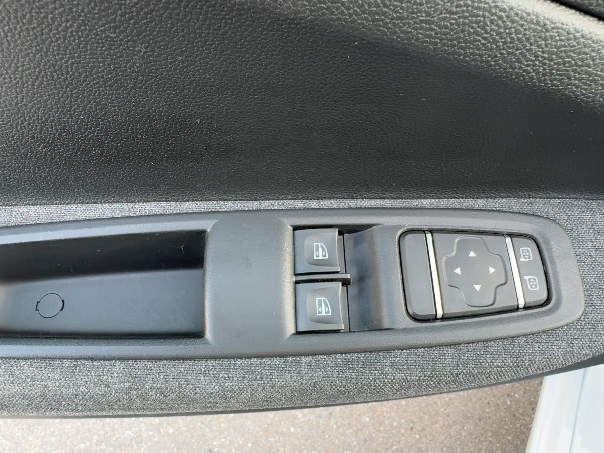 Fahrzeugabbildung Renault ZOE E-Tech Evolution R135 EV50 E-Tech 100% el. E