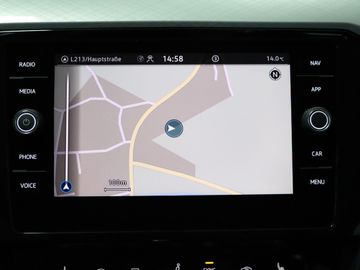 Volkswagen Passat Variant 1.5 DSG AHK LED  Kamera