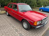 Mercedes-Benz Mercedes Benz 230 E W123 83Bj - Mercedes-Benz 230: W123 230e