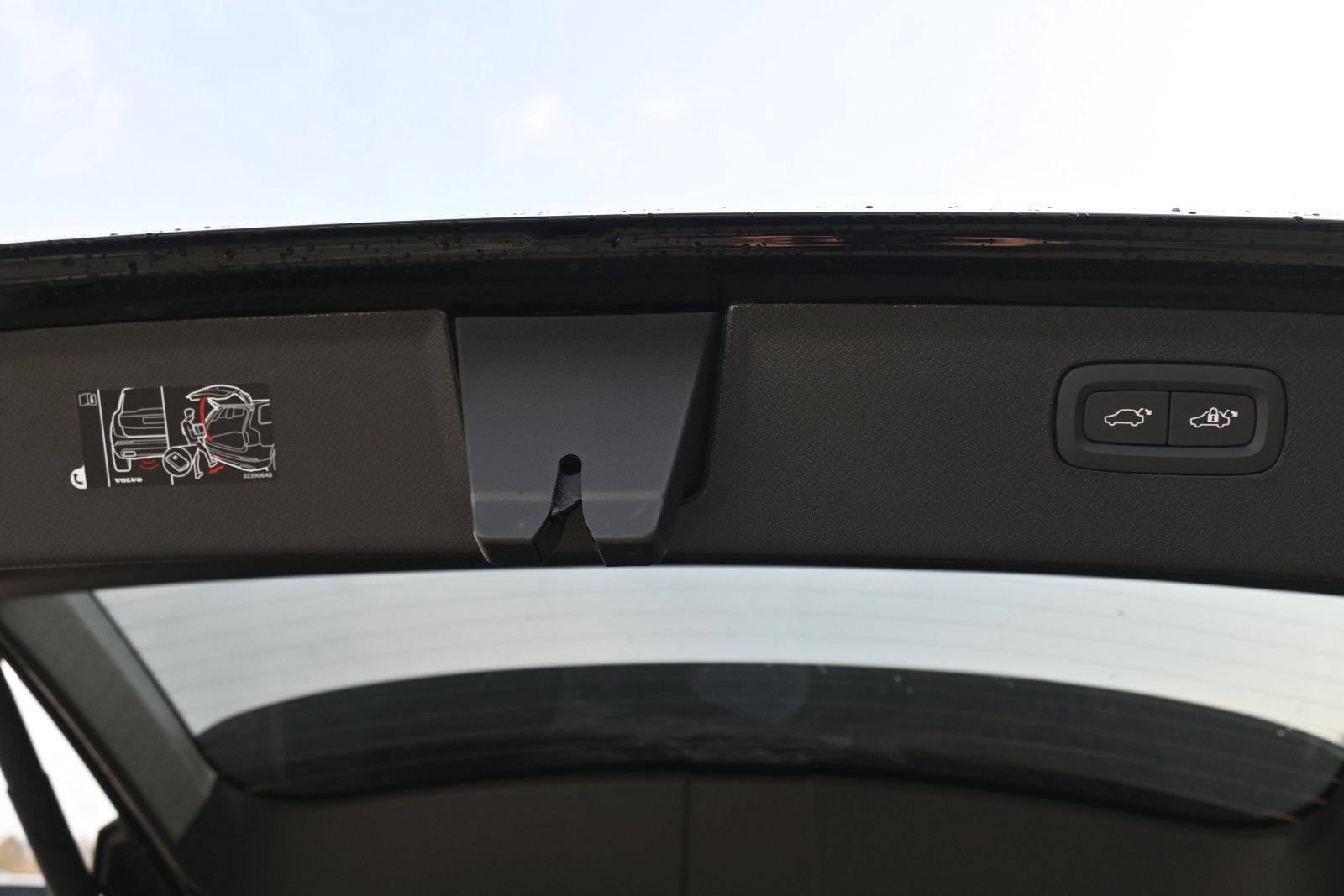 Fahrzeugabbildung Volvo XC90 T8 AWD Ultra Dark Recharge Plug-In Hybrid