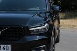 Volvo T4 AWD R-Design LED/Navi/Pano/360°/SHZ/H&K/AHK - Volvo XC40: R Design