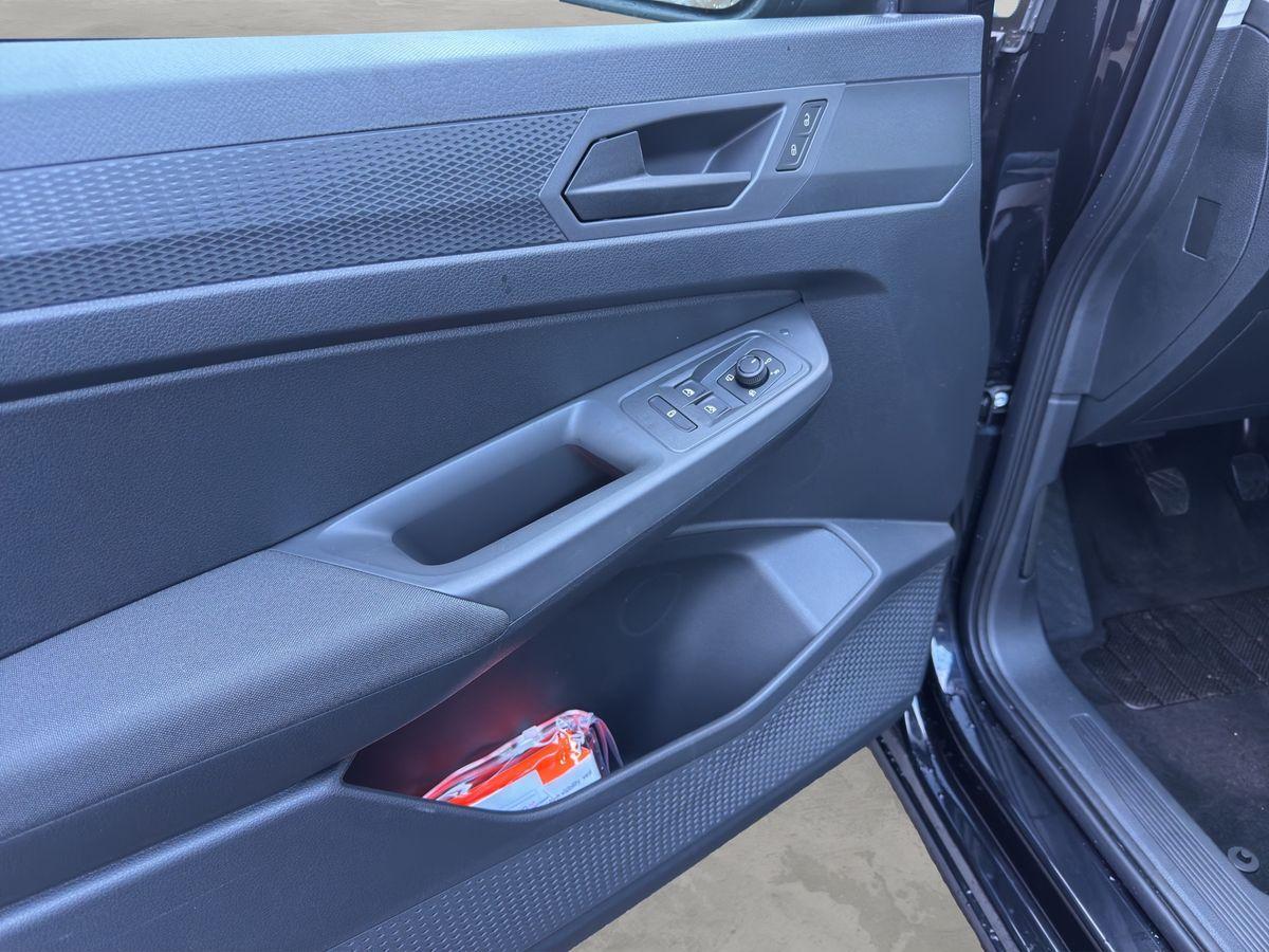 Volkswagen Caddy 1.5 16V TSI AHK/CARPLAY/KAMERA/PDC/SHZ