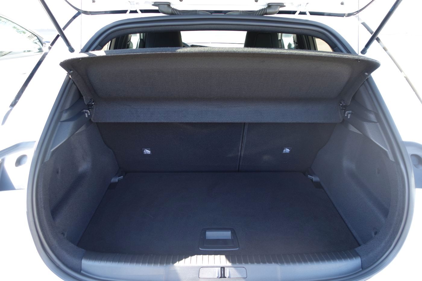 Fahrzeugabbildung Opel Mokka 1.2 Turbo Ultimate KlimaA,Navi,SHZ,PDC