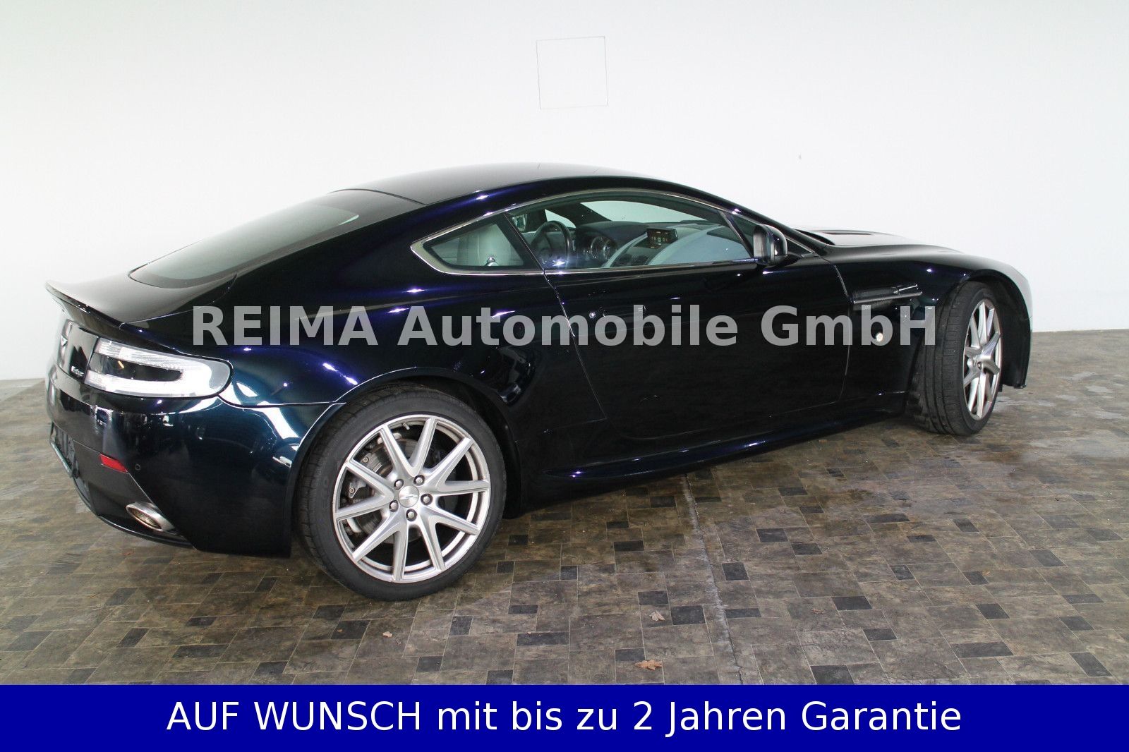 Fahrzeugabbildung Aston Martin V8 Vantage 4,7i, voll Scheckheft gepflegt,