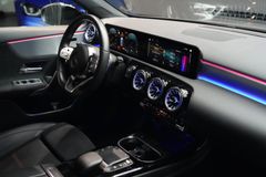 MERCEDES-BENZ A 250e AMG*AMBIENTE*CAM*LED*NAVI*BUSINESS-PAKET*