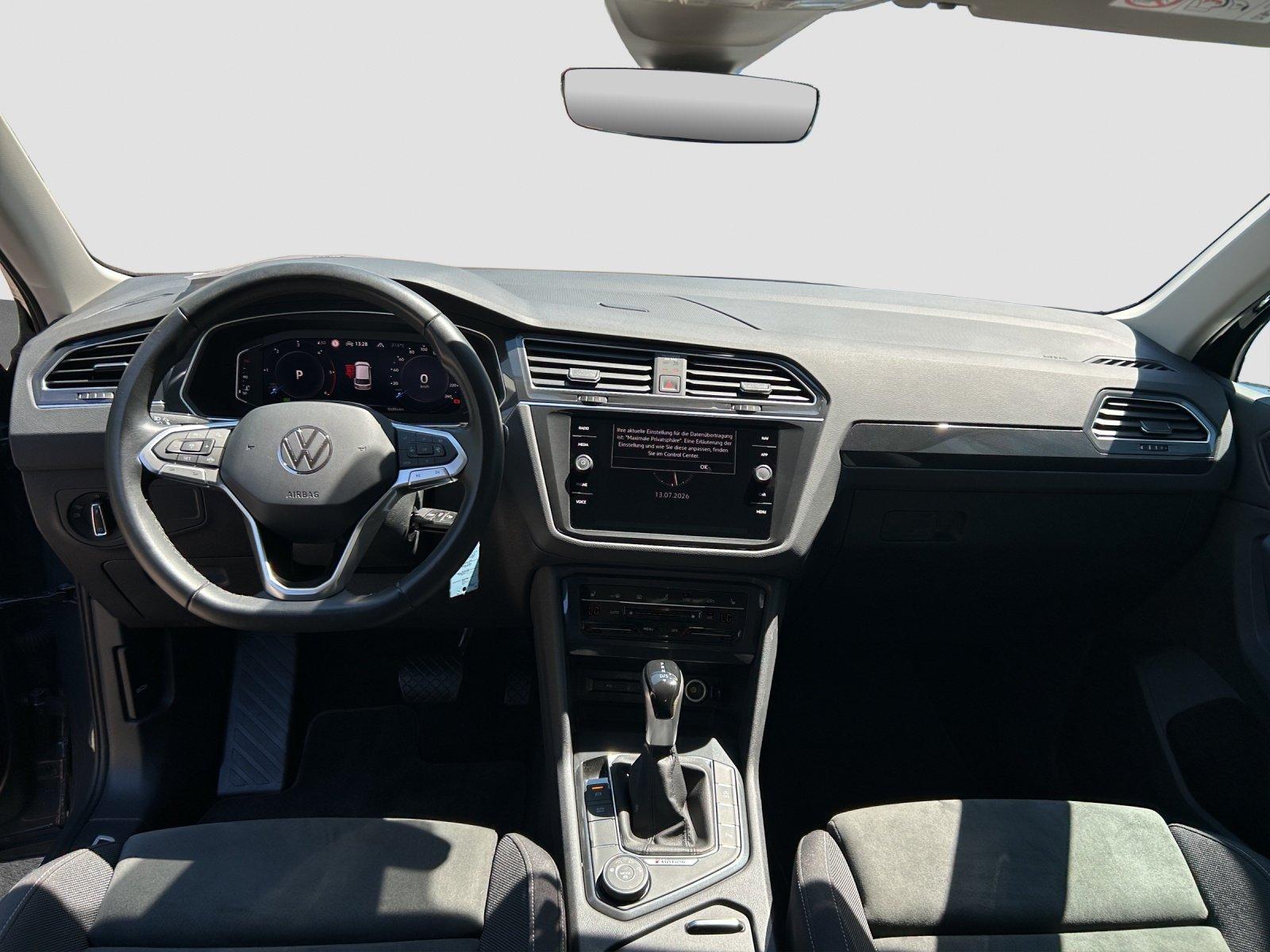 Volkswagen Tiguan 2.0 TDI DSG 4Mo Elegance AHK NAVI LED PDC